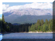 Shasta-no-snow.jpg (64007 bytes)